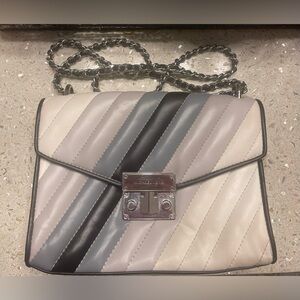 Michael Kors Rose Flap Bag With Shoulder Chain 35t0sx0l2u